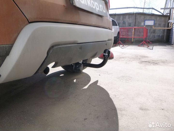 Фаркоп на Renault Duster