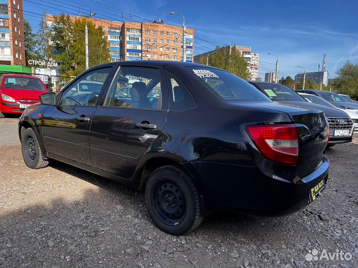LADA Granta 1.6 МТ, 2015, 135 000 км