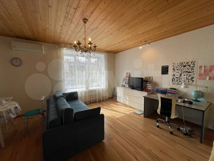 Квартира-студия, 42 м², 3/5 эт.