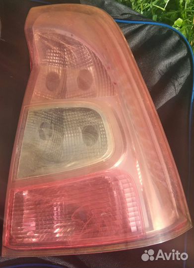 Задние фонари Рено Логан 1 фаза 2 (2009-2014)