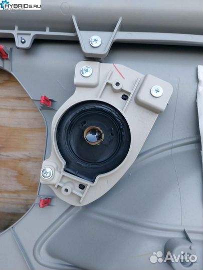 Обшивка двери задней левой Toyota Sienna 3 рест