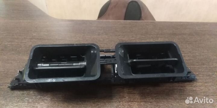 Дефлектор центральный skoda oktavia a7