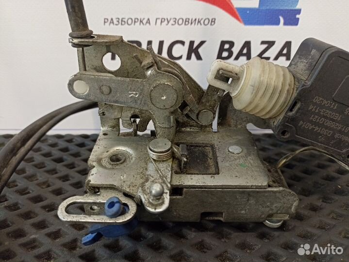 81626806148 Замок двери правой