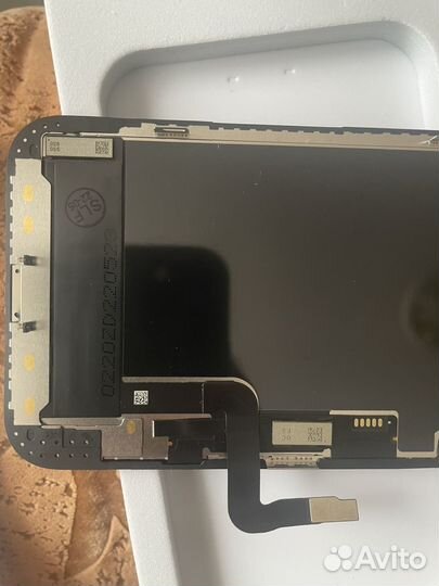 Дисплей iPhone 12