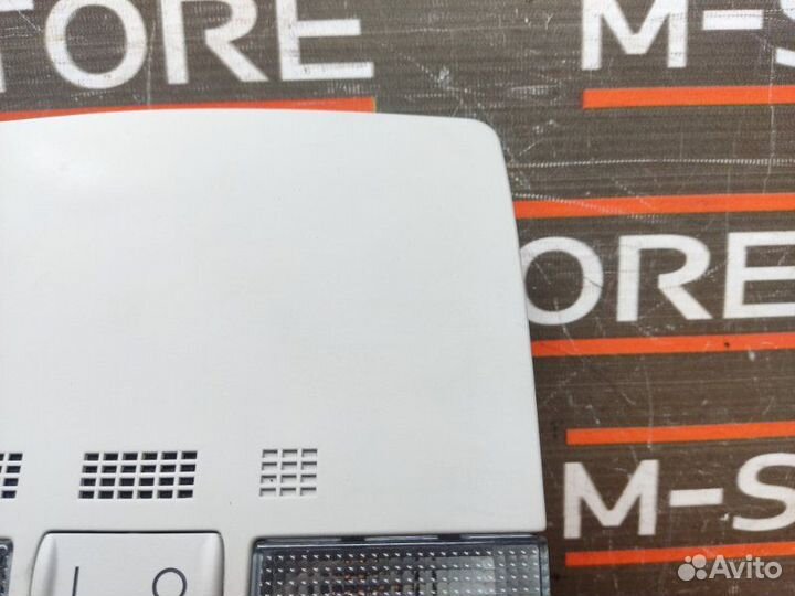 Плафон освещения передний Audi A3 8P ccza 2008