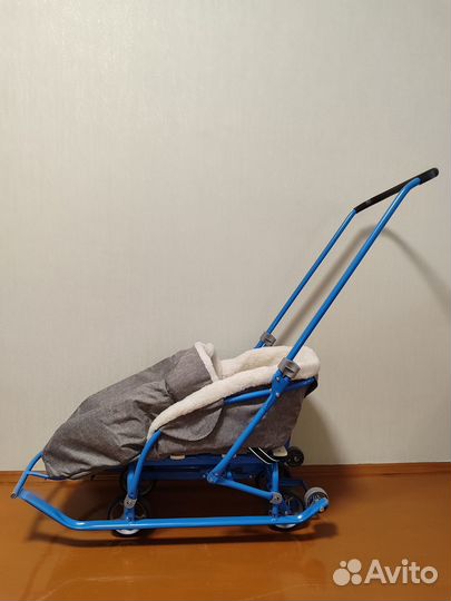 Продам детские санки с тёплым матрасом
