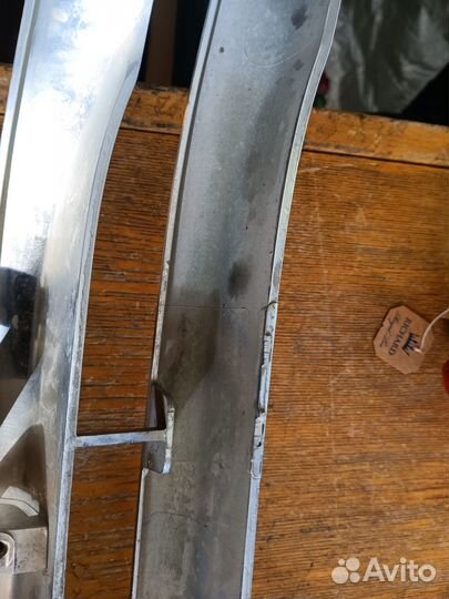 Решетка радиатора Renault Duster