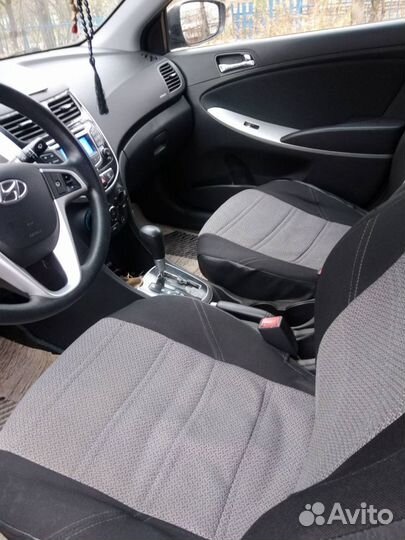 Hyundai Solaris 1.4 AT, 2012, 106 000 км