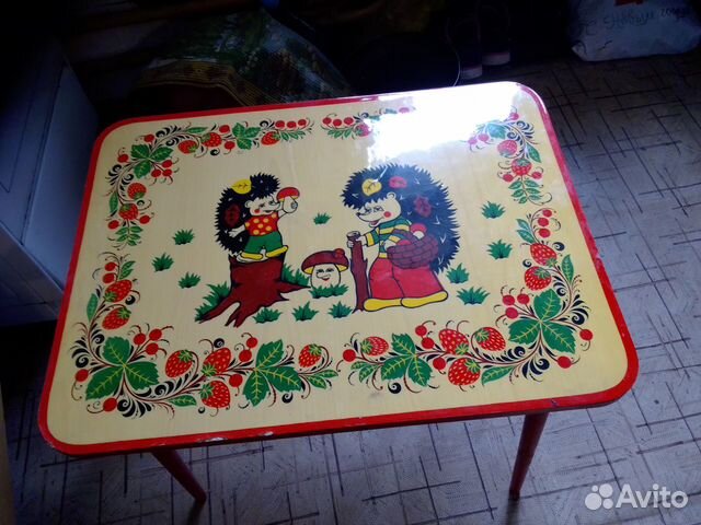 Детский стол