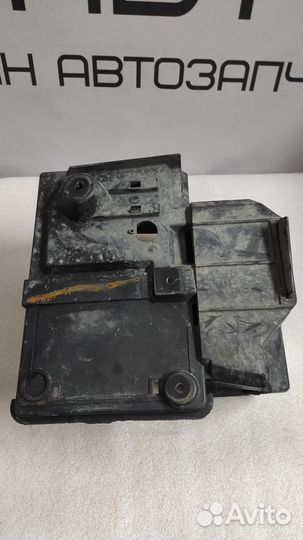 Корпус акб Ford Focus 2 / Volvo C30 S40 V50