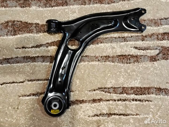 Новый передний левый рычаг VW Tiguan 2 оригинал