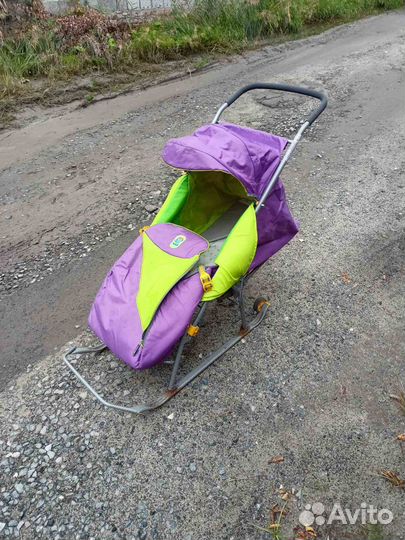 Детские санки на колесах