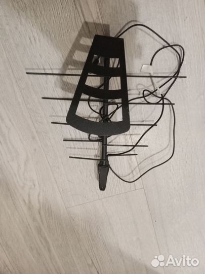 Антенна комнатная