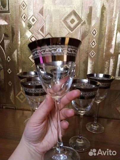 Роскошные фужеры для шампанского новые rona