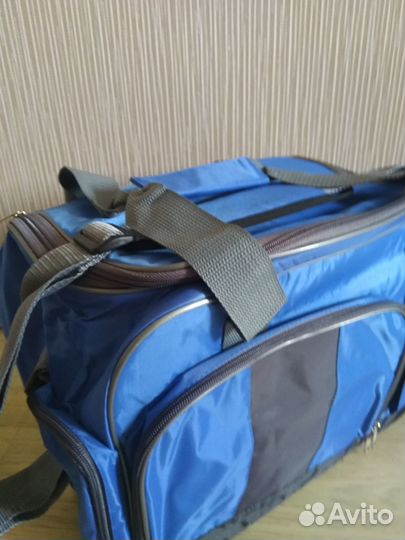 Сумка- холодильник новая