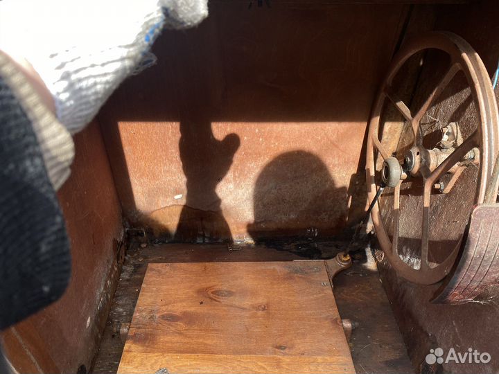 Швейная машина Чайка 2