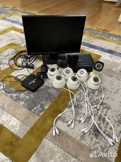 Комплект видеонаблюдения
