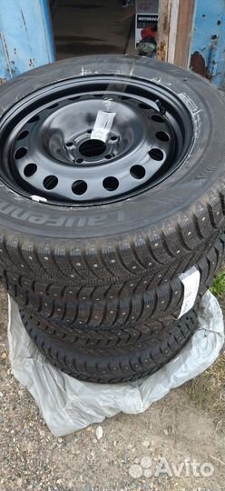 Laufenn LF22 215/65 R17