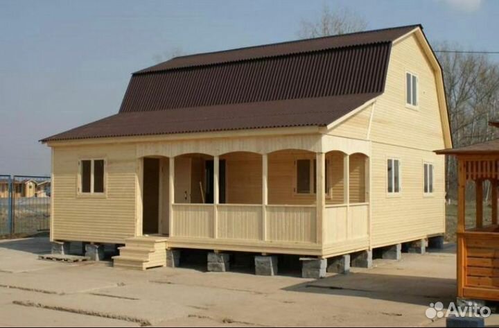 Бригада строителей