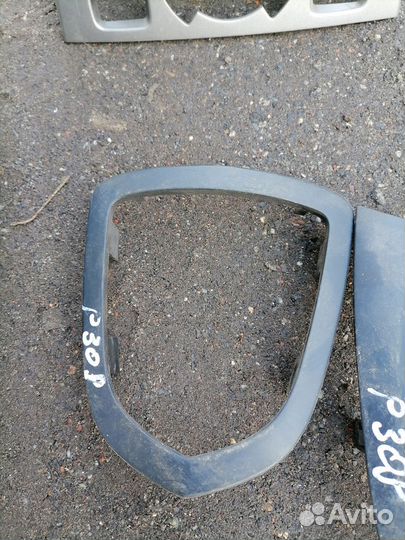 Пластиковые накладки Пежо 308