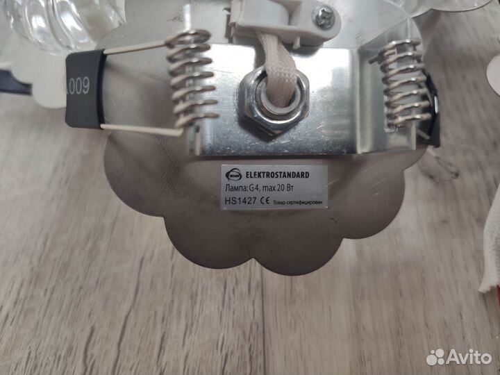Споты потолочные