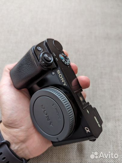 Камера Sony a6000 и комплект объективов