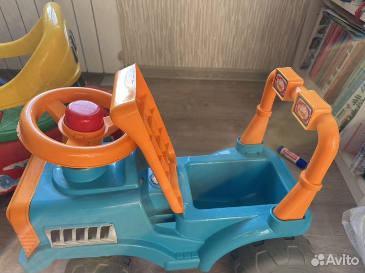 Машина педальная, машина-каталка, бу