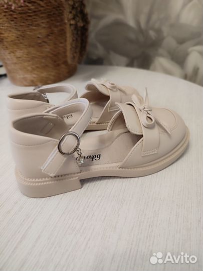 Туфли на девочку