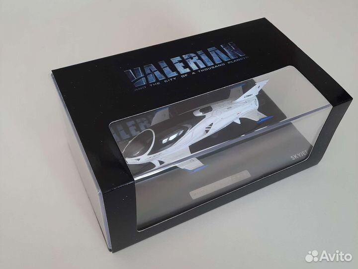 Миниатюрная модель корабля Lexus Skyjet Valerian