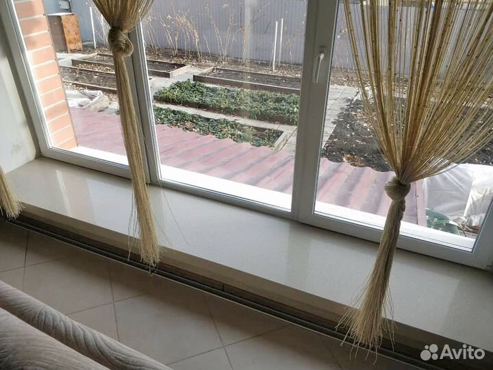 Подоконник из искусственного камня кварц акрил