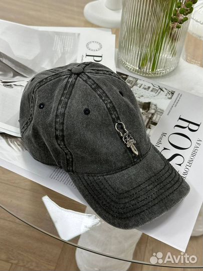 Стильная кепка Chrome Hearts