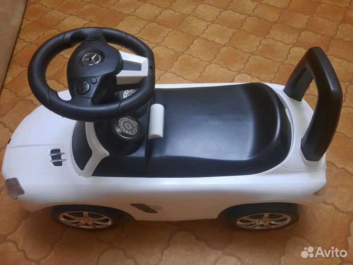 Машинка-каталка