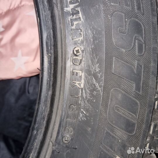 Bridgestone Blizzak Revo GZ 215/55 R17