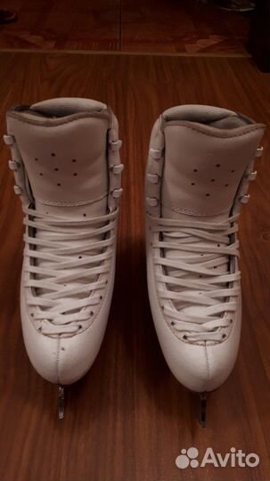 Коньки фигурные профессиональные