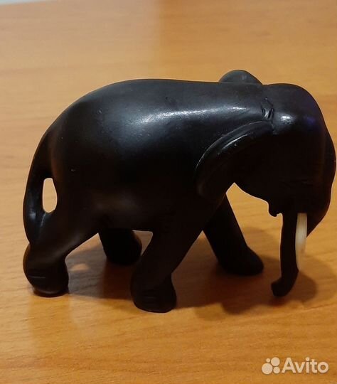 Статуэтка слон, эбеновое дерево, индонезия