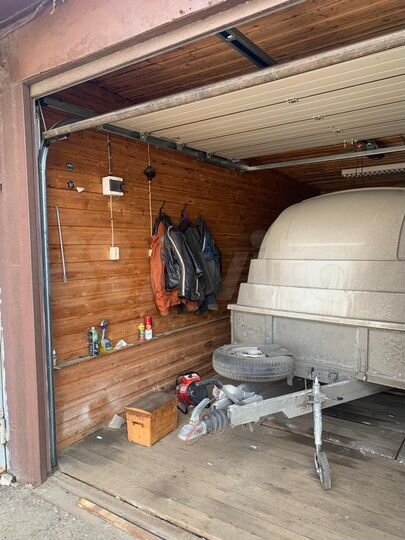 Гараж, > 30 м²