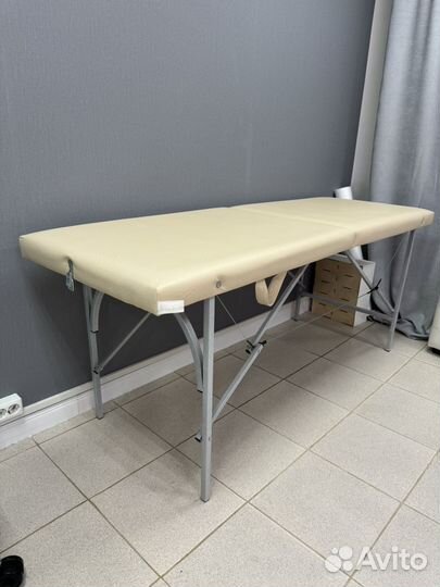 Кушетка для наращивания ресниц