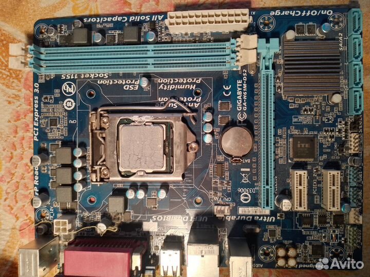 Материнская плата