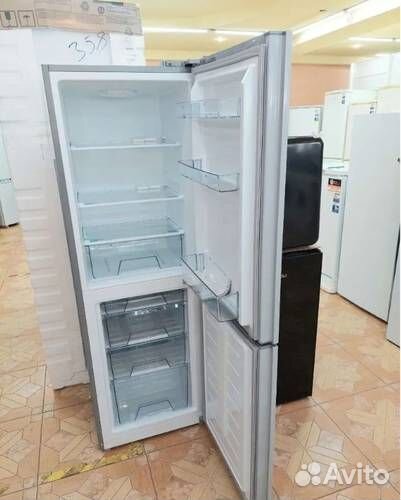 Холодильник Hi HCD016542S