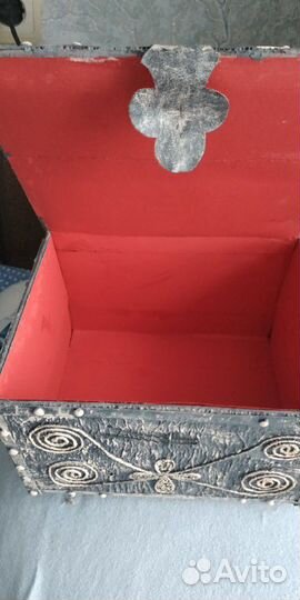 Сундучок-шкатулка