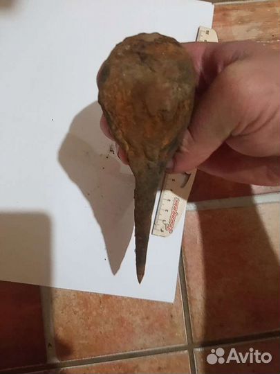 Топор старинный