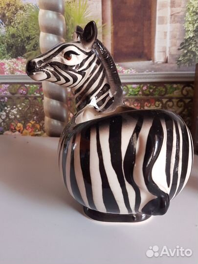 Кашпо для цветов Зебра