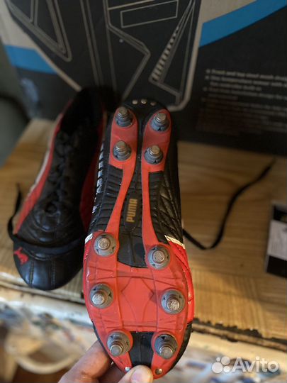 Футбольные бутсы puma