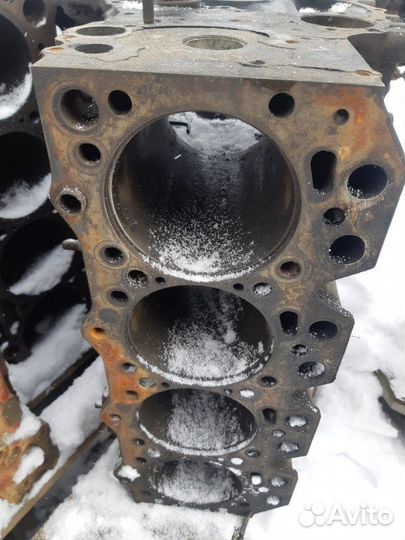 Блок цилиндров Mazda Titan WGM4T TM 1996