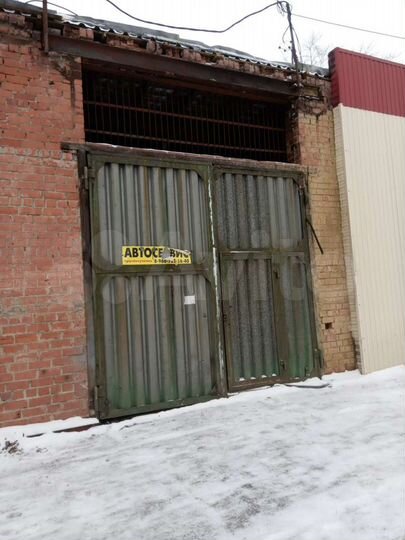 Гараж, > 30 м²