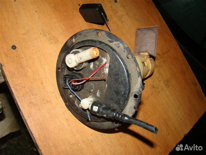 Топливный насос Toyota Passo KGC10 1krfe