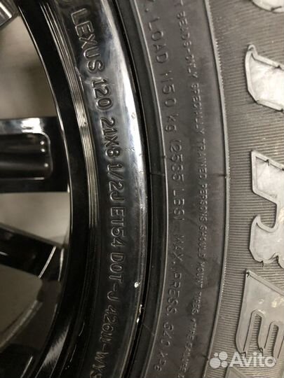 Оригинальные колеса на Lexus LX570 R21