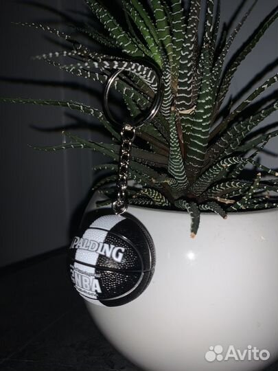 Брелок баскетбольный мяч Spalding