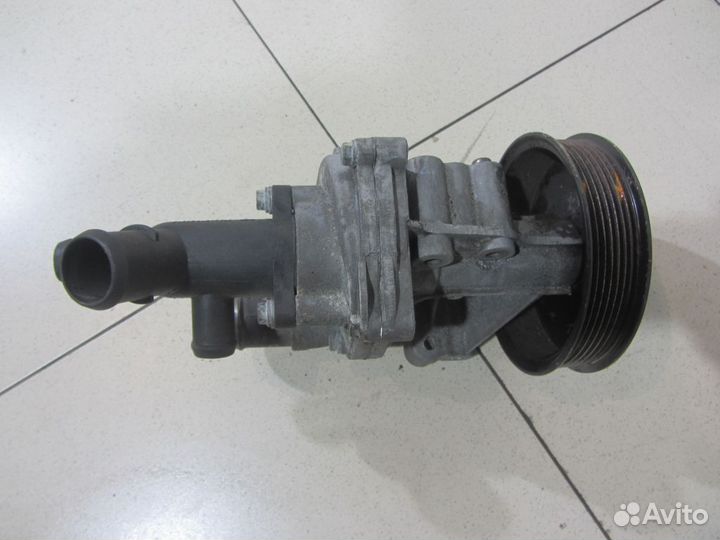 Помпа (насос водяной) Форд