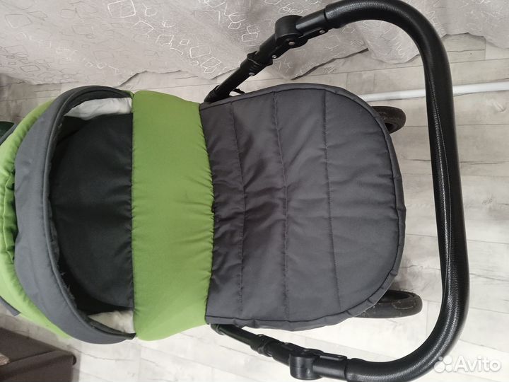 Продам детскую коляску